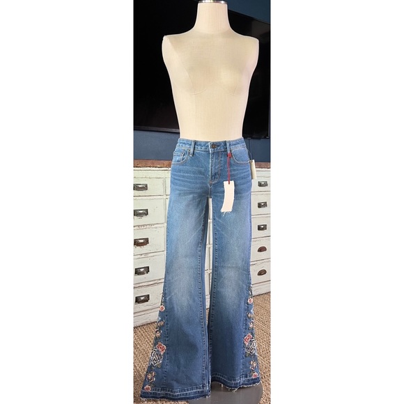 Anthropologie Driftwood Embroidered Flare Jeans Size 26 - Picture 5 of 14